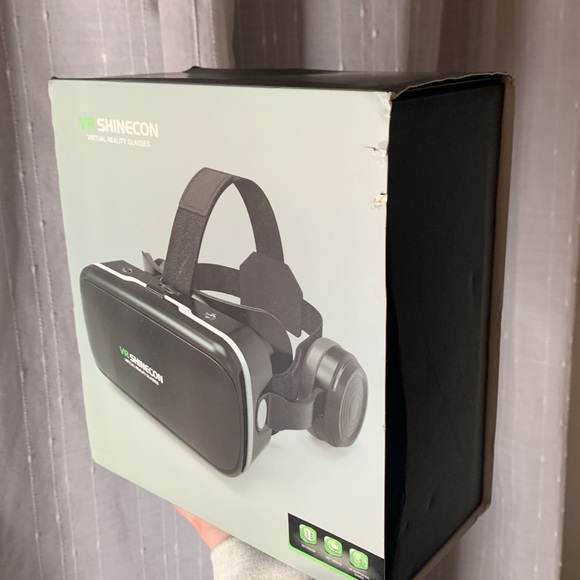 VR Shinecon Virtual Reality Headset for VR Games & 3D Movies with Remote Control - Picture 5 of 5